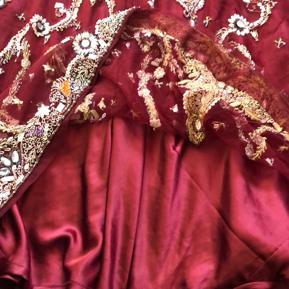 Brand New Indian Bridal lehenga set - Picture 4 of 8